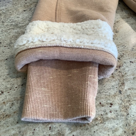 Cabi Faux Sherling Size Medium McQueen Coat - Picture 9 of 12